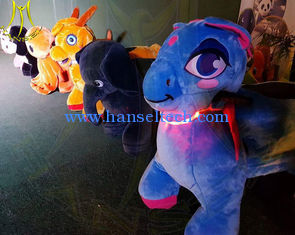 China Hansel amusement park motorized plush animal plush unicorn electric scooter proveedor