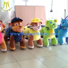 China Hansel coin operated electric plush motorized animal electric ride on horse toy proveedor