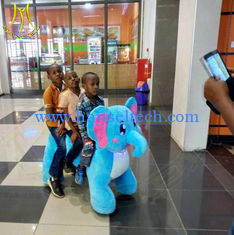 China Hansel kids ride on walking coin operated motorized plush riding animals proveedor