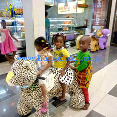 China Hansel amusement park stuffed animal electric ride on furry animal for kids proveedor