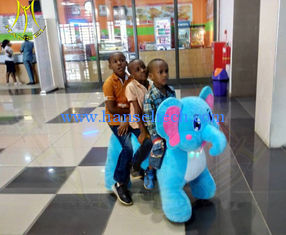 China Hansel  plush walking bull electric stuffed animals go kart for indoor game center proveedor