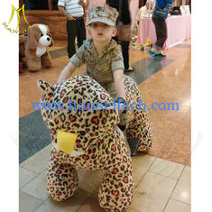 China Hansel low price coin operated walking robot ride plush moving pony rides for kids proveedor