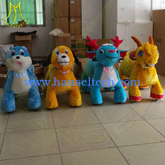China Hansel shopping malls electric game machine walking stuffed kids riding animal proveedor