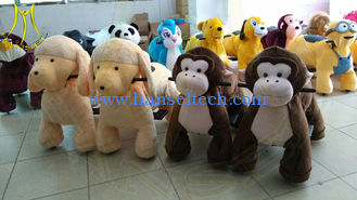 China Hansel shopping mall electric walking large plush ride on animal toys proveedor