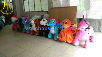 China Hansel amusement walking coin operated motorized plush riding animals proveedor