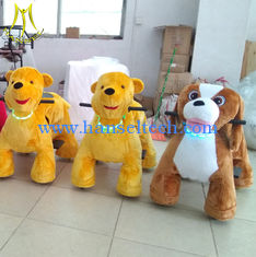 China Hansel plush walking bull electric stuffed animals go kart  coin operated riding car plush toys for sales proveedor