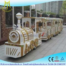Hansel 2018 luxury design cheap amusement park rides trackless train,mini electric tourist train rides for sale proveedor