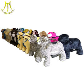 Hansel happy enjoy walking animal toys plush motorized animals in shopping mall proveedor