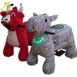 Hansel supper market equipment electric plush motorized stuffed animals for mall proveedor