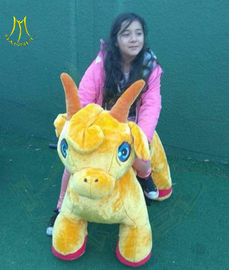 Hansel indoor playground unicorn motorized plush animal electric scooter proveedor