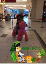 Hansel  zoo park animal walking plush battery motorized plush animal for amusement park proveedor