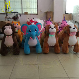 Hansel amusement children ride on plush battery operated walking animals proveedor