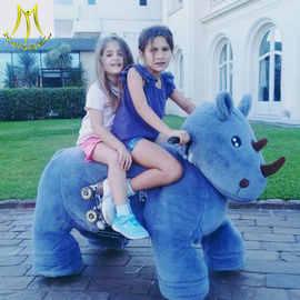 Hansel plush motorized horse toy for adults  plush animals kids ride on animals proveedor
