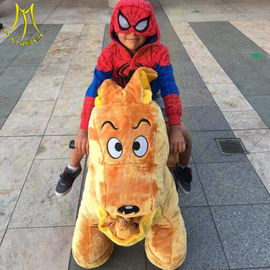 Hansel amusement park stuffed walking battery operated animal toy rides proveedor