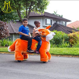 Hansel amusement children game electric walking motorized plush animal proveedor