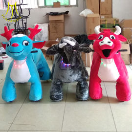 Hansel coin operated electric game machine walking plush animal toy ride proveedor